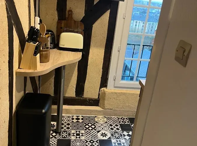 Dans Le Vieux Mans Le Mans